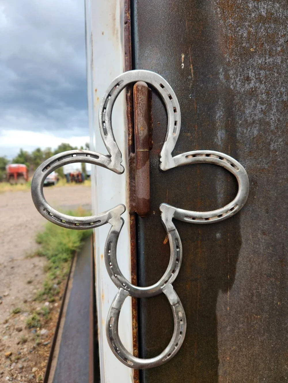 Rustic Silver Horseshoe Cross Wall Decor - Unbranded